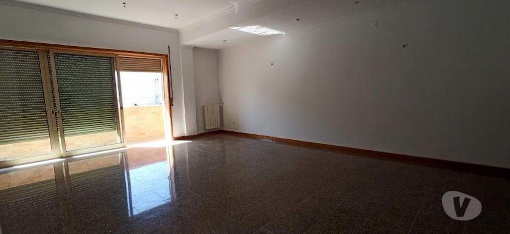 Apartamentos a venda Maia - Fotos para Maia-Apartamento T2 duplex remodelado na Maia (809231004)