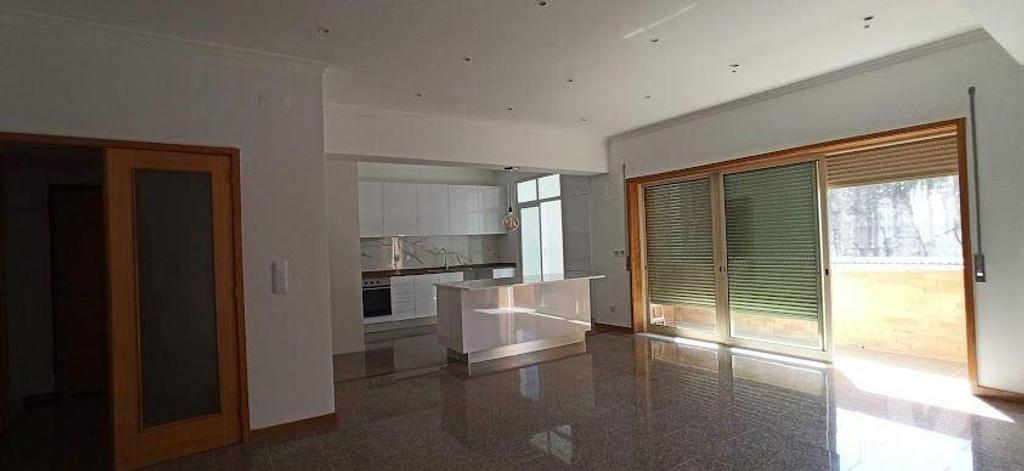 Apartamentos a venda Maia - Fotos para Maia-Apartamento T2 duplex remodelado na Maia (809231004)