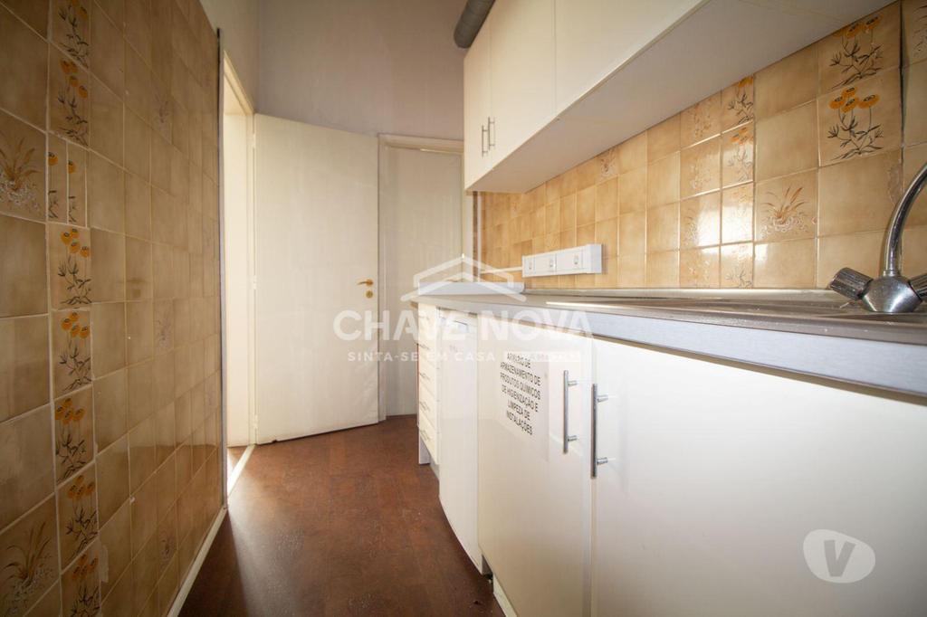 Comprar Loja Porto - Fotos para Espaço Comercial Porto-Contumil
