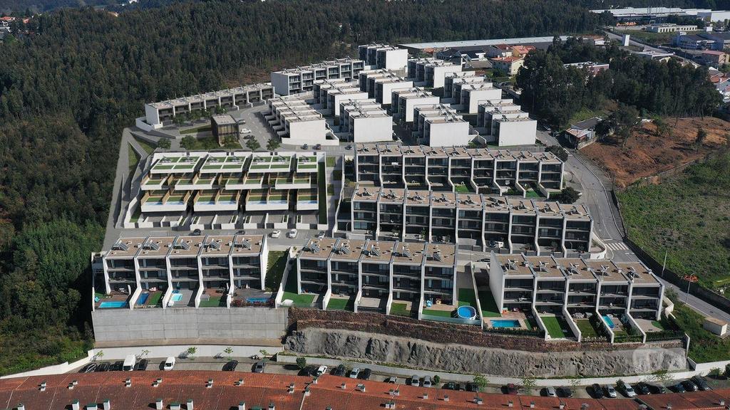 Apartamentos a venda Vila Nova de Gaia - Fotos para Moradia T4 c piscina, elevador e vista mar em Grijó (PRTBV 00003)