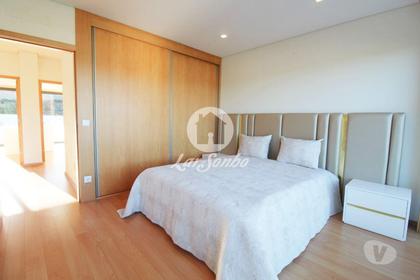 Apartamentos a venda - Fotos para Barcelos-Moradia Nova em Barcelos (265-M-00912)