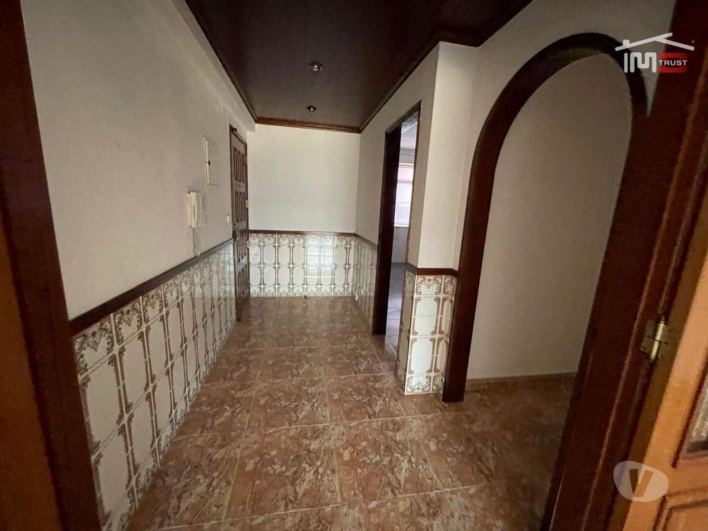 Apartamentos a venda Tomar - Fotos para Apartamento T3 Em Tomar Perto da Estação de Comboios (3-A-000094)