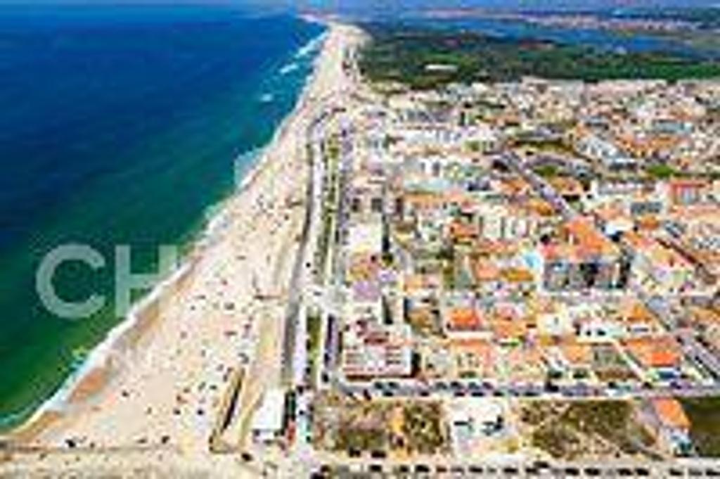 Apartamentos a venda Vagos - Fotos para Apartamento T3 duplex com terraço novo na Praia da Vagueira