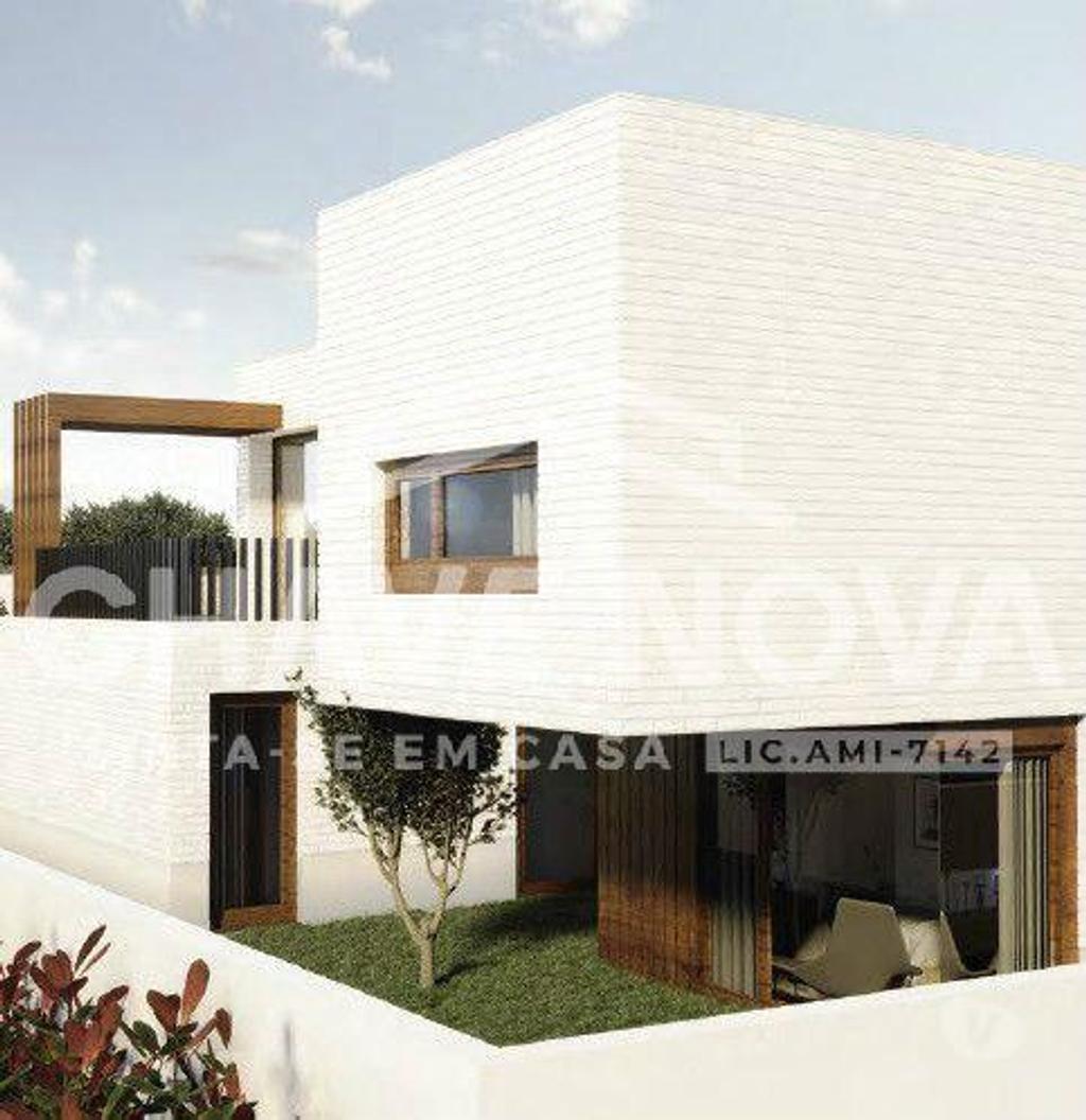 Apartamentos a venda Aveiro - Fotos para Aveiro-Moradia T4+1 nova em Bairro Familiar em Aveiro (AVR 00294)
