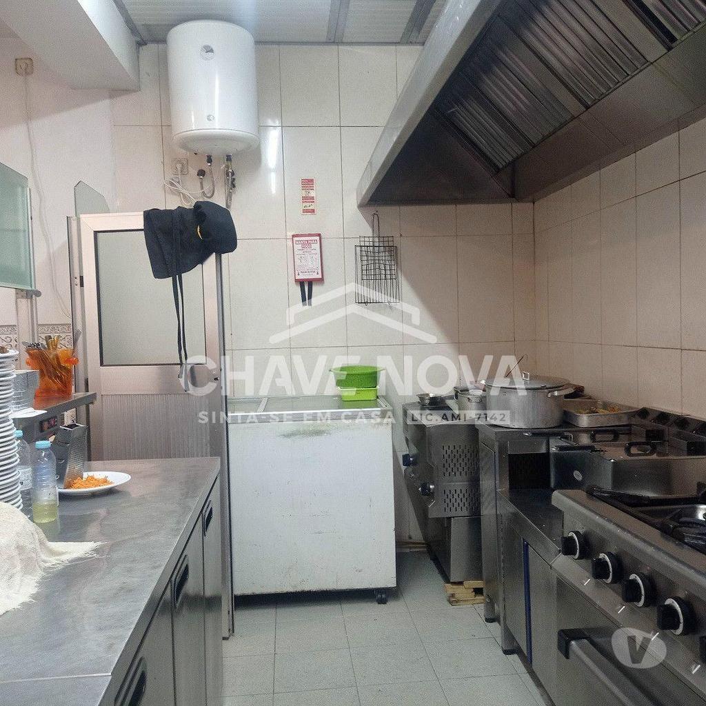 Comprar Loja Porto - Fotos para Trespasse Restaurante Snack Bar - Porto