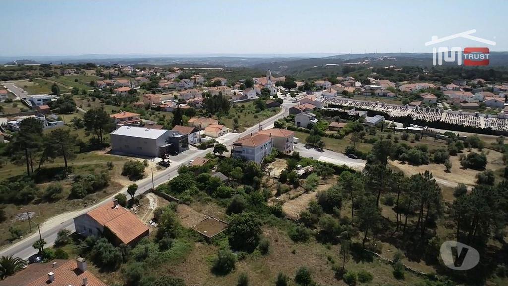 Terrenos Ourém - Fotos para Ourem-Terreno com 4.000 m2 em Fátima (1-T-000570)