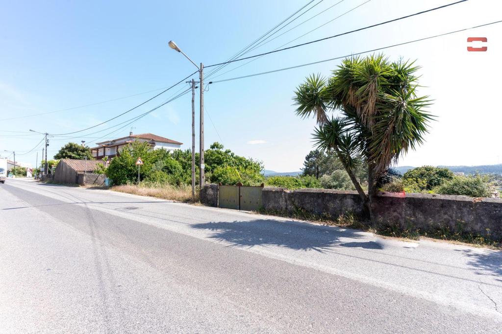 Terrenos Ourém - Fotos para Ourem-Terreno com 4.000 m2 em Fátima (1-T-000570)