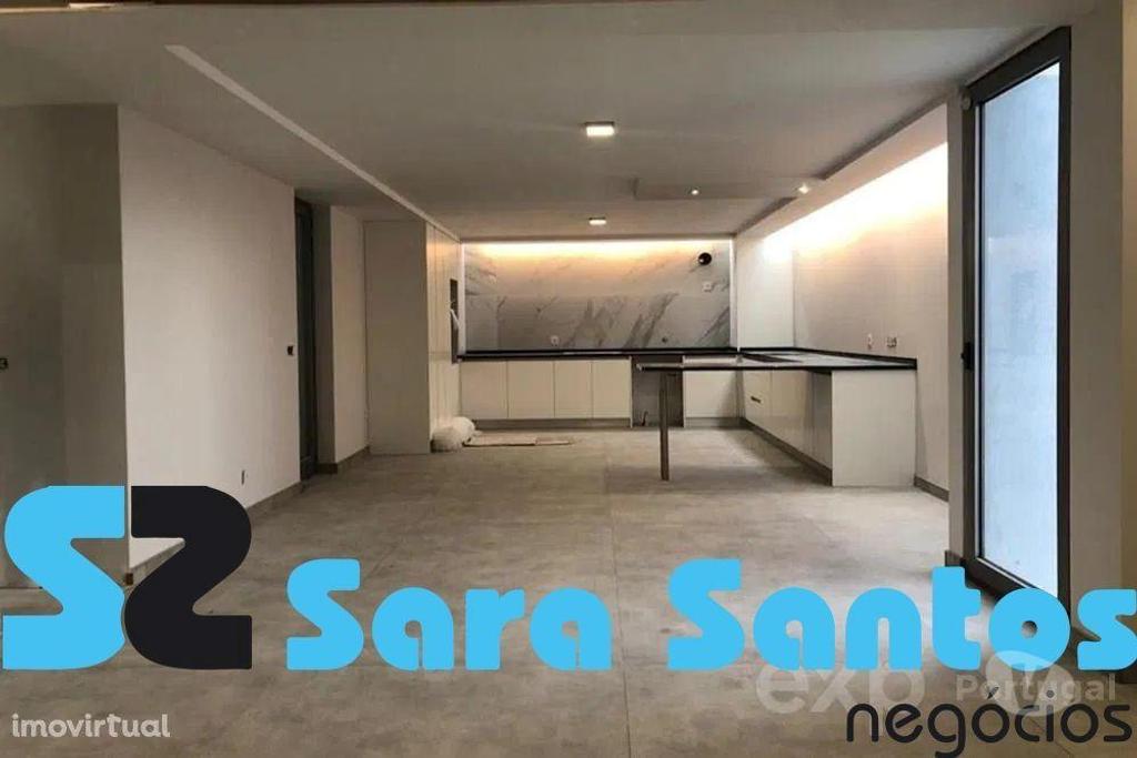 Apartamentos a venda Vila Nova de Gaia - Fotos para Moradia T3+1 Isolada Nova com Piscina junto N1- Gaia (SS0456)