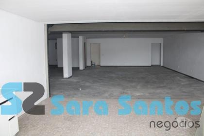 Casas e apartamentos - venda - Fotos para Moradia T3+1 Isolada Nova com Piscina junto N1- Gaia (SS0456)