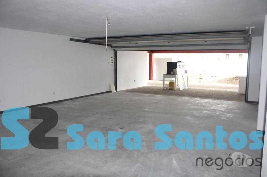 Apartamentos a venda Santa Maria da Feira - Fotos para Moradia T3+1 Isolada Nova com Piscina junto N1- Gaia (SS0457)