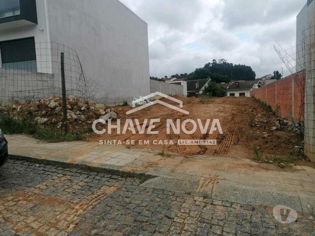 Apartamentos a venda Gondomar - Fotos para Terreno para construção de moradia T4+Escritorio. C box p 4