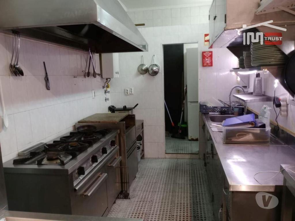 Comprar Loja Seixal - Fotos para Restaurante Pronto A Funcionar ( Negociavel )-( trespasse com...