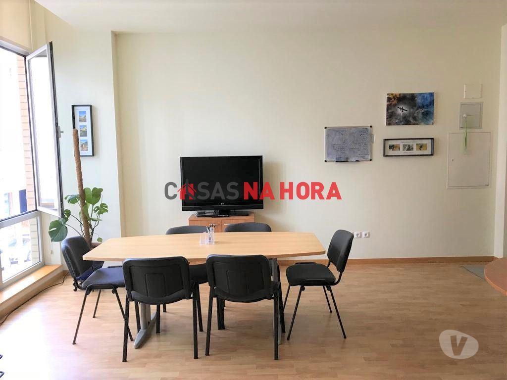Aluguer Loja Tondela - Fotos para Escritório Equipado com Ar Condicionado - Tondela