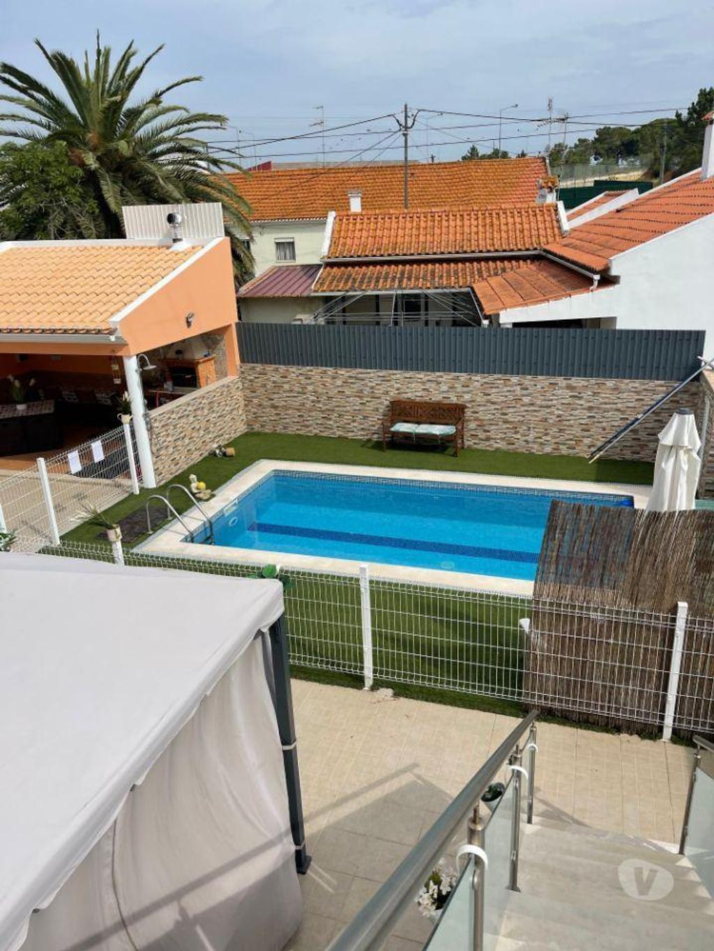 Apartamentos a venda Setúbal - Fotos para Setubal-Moradia Isolada em Rua Vale Ana Gomes Setúbal (243)