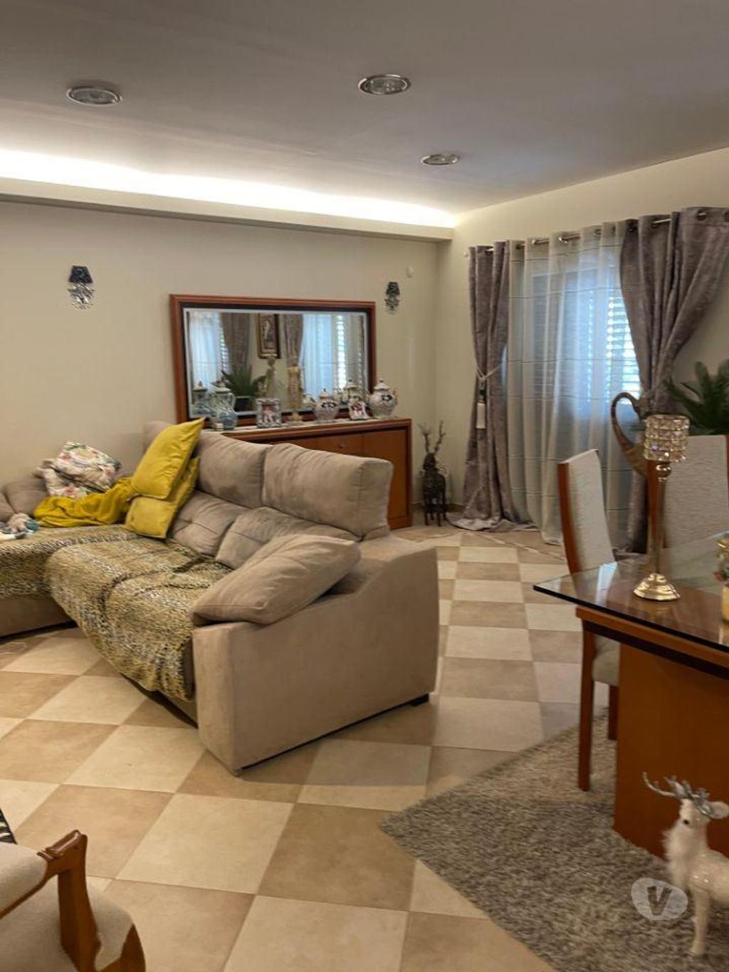 Apartamentos a venda Setúbal - Fotos para Setubal-Moradia Isolada em Rua Vale Ana Gomes Setúbal (243)