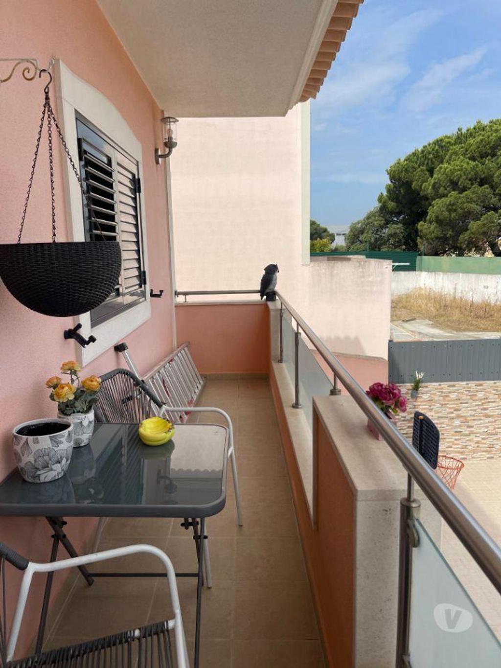Apartamentos a venda Setúbal - Fotos para Setubal-Moradia Isolada em Rua Vale Ana Gomes Setúbal (243)