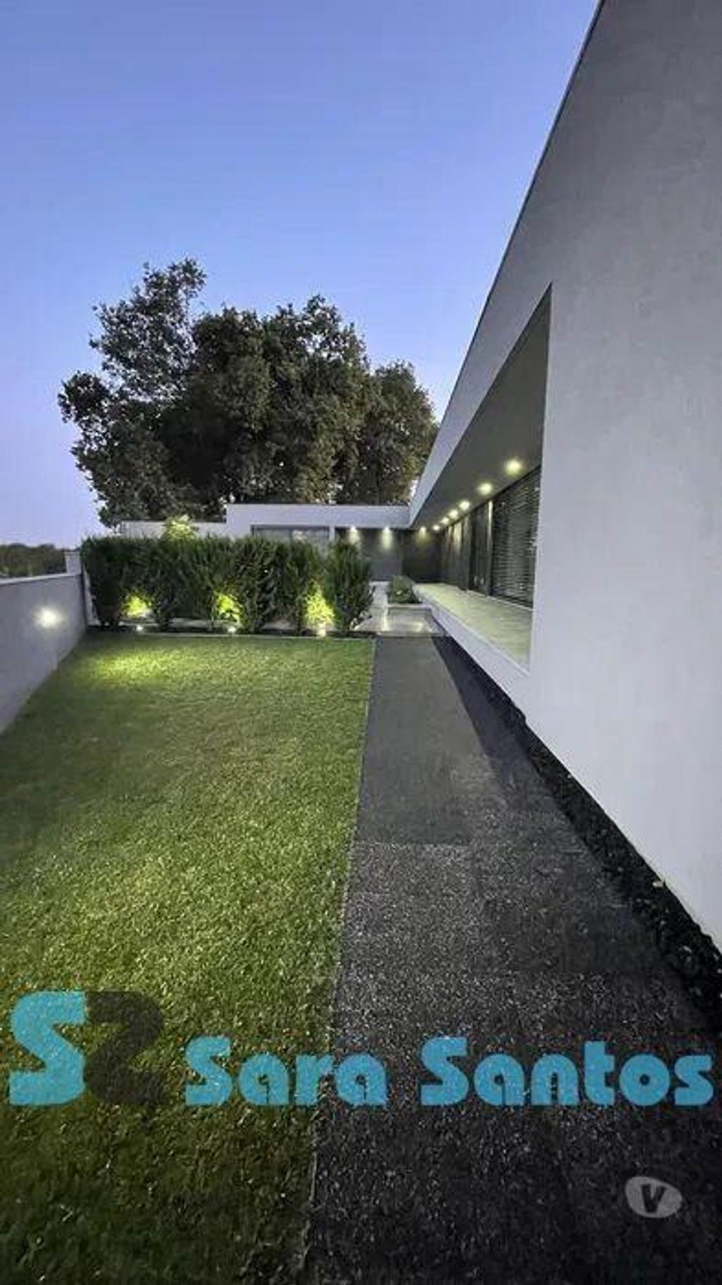 Apartamentos a venda Paços de Ferreira - Fotos para Moradia Térrea T4 Luxo C Piscina centro cidade-Paços Ferreira