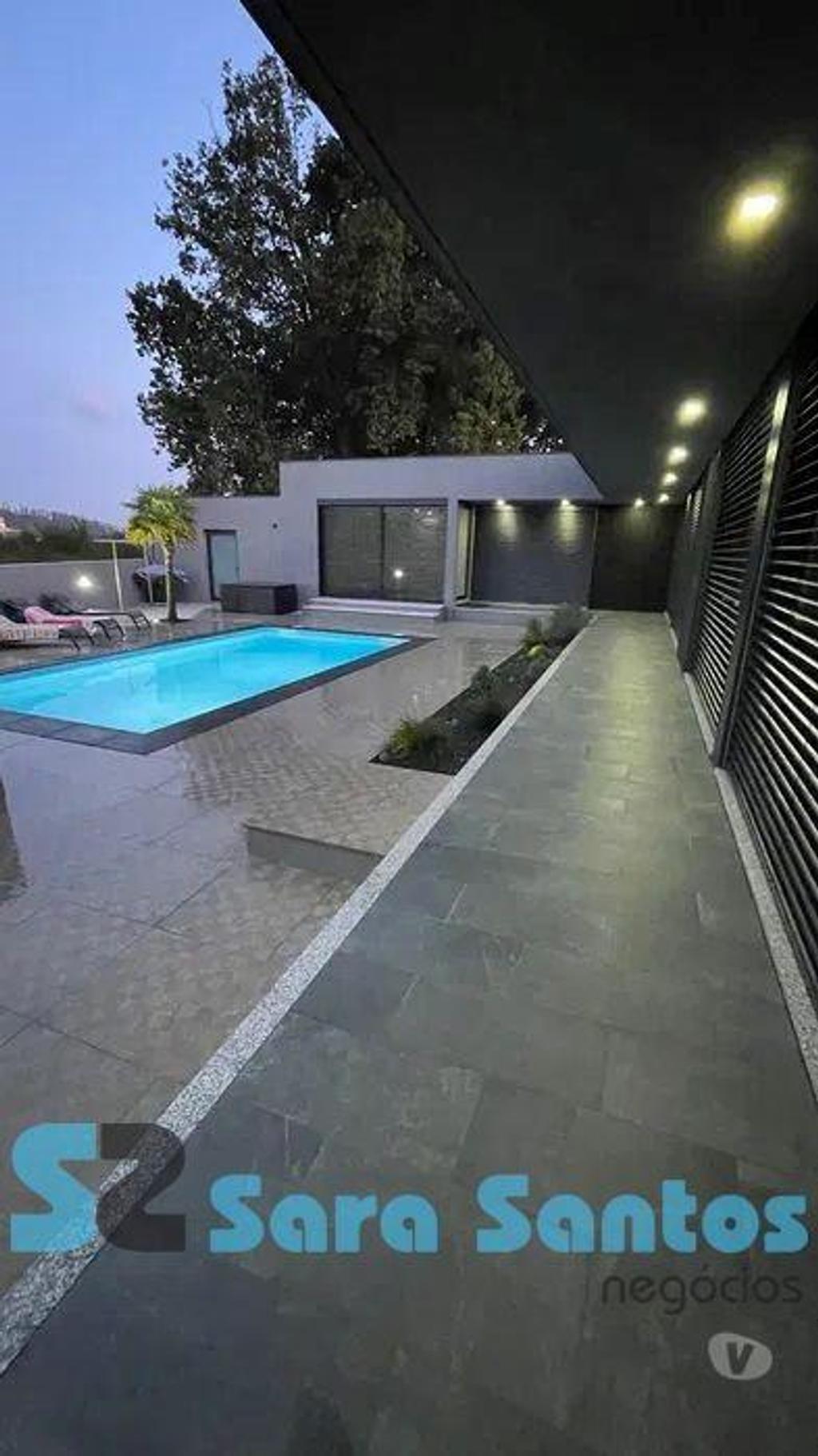 Apartamentos a venda Paços de Ferreira - Fotos para Moradia Térrea T4 Luxo C Piscina centro cidade-Paços Ferreira