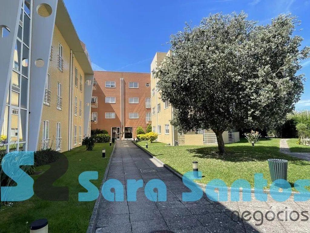 Apartamentos a venda Vila Nova de Gaia - Fotos para T2, em condomínio com piscina e jardim, na praia de Miramar-