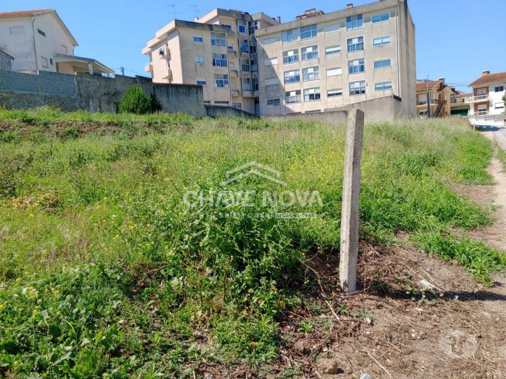 Comprar Loja Gondomar - Fotos para TERRENO URBANIZÁVEL EM VALBOM