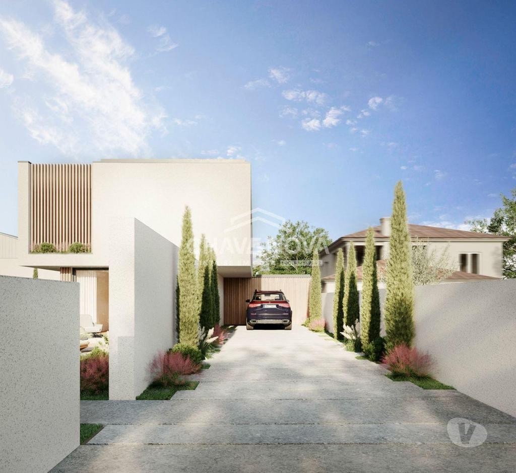 Apartamentos a venda Aveiro - Fotos para Aveiro-Moradia T4 isolada em Aveiro com piscina (AVR 00342)