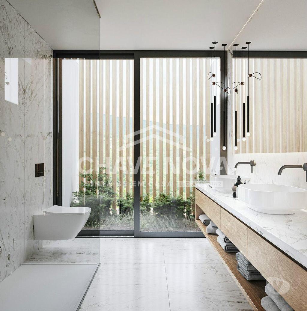 Apartamentos a venda Aveiro - Fotos para Aveiro-Moradia T4 isolada em Aveiro com piscina (AVR 00342)