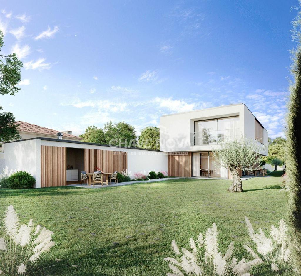 Apartamentos a venda Aveiro - Fotos para Aveiro-Moradia T4 isolada em Aveiro com piscina (AVR 00342)