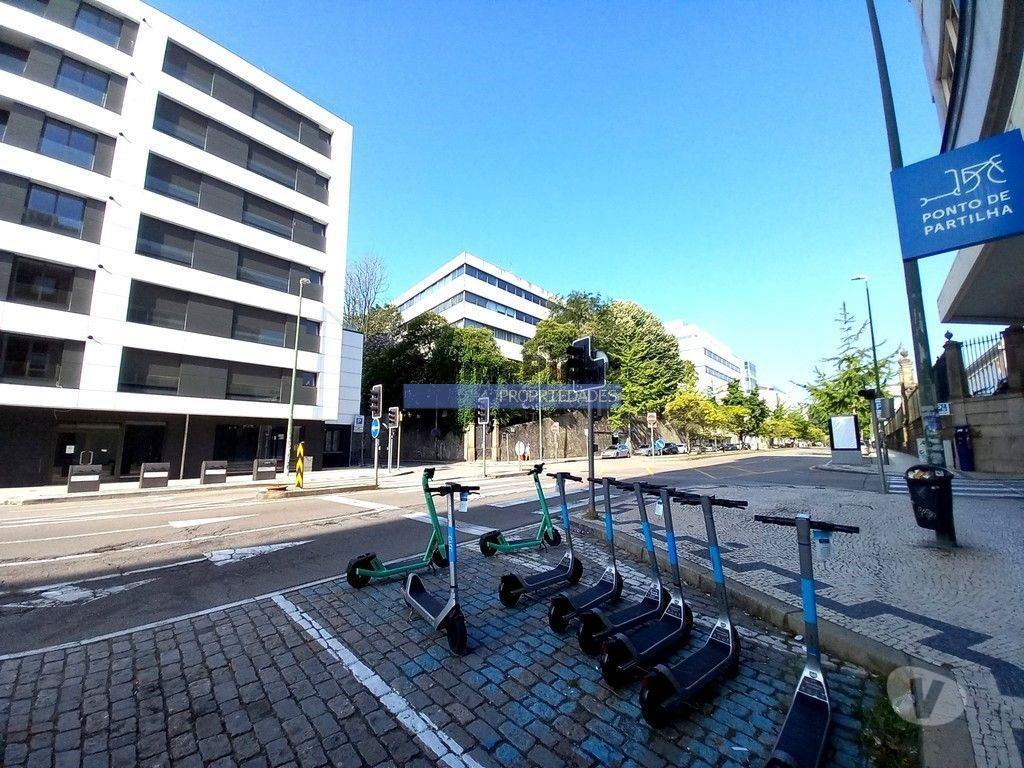 Apartamentos a venda Porto - Fotos para Apartamento T4, totalmente restaurado. Portugal, Porto. (9295_A)