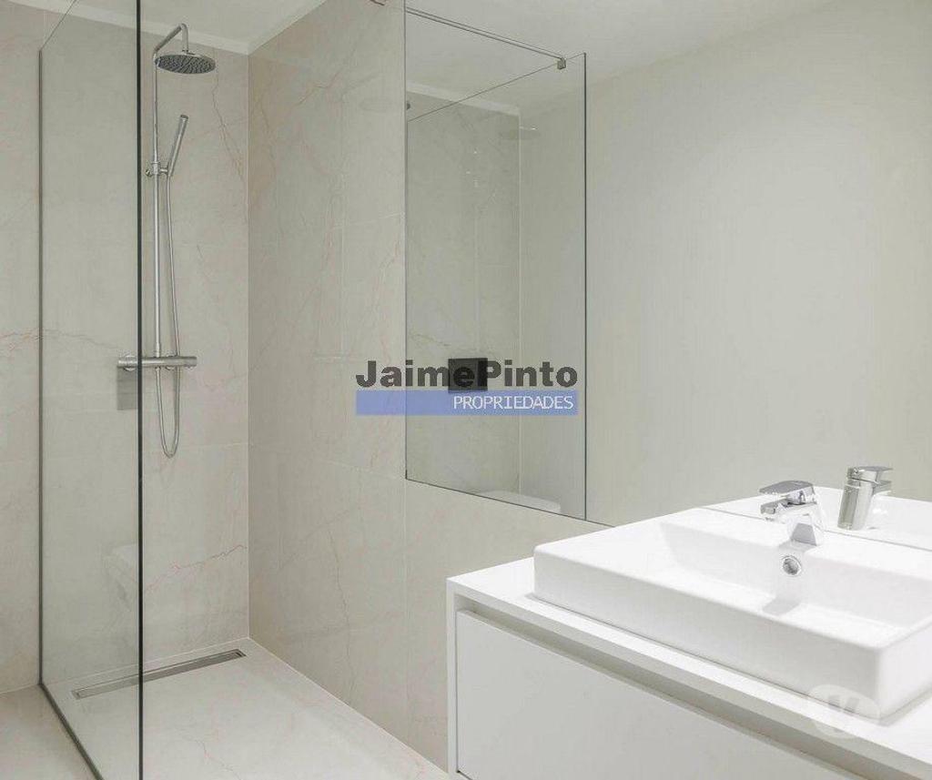 Apartamentos a venda Porto - Fotos para Apartamento T2 em zona residencial contígua a Unid. de Saúde e