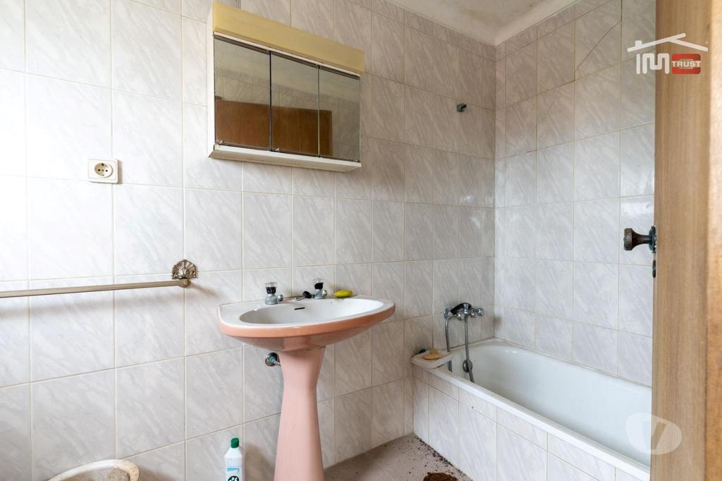 Apartamentos a venda Porto de Mós - Fotos para Porto-de-mos-Moradia com terreno de 7440M2 + Ruínas (1-M-000582)