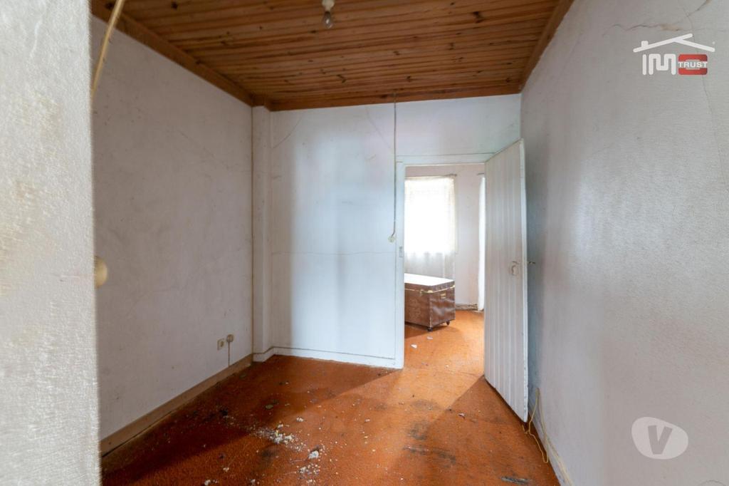 Apartamentos a venda Porto de Mós - Fotos para Porto-de-mos-Moradia com terreno de 7440M2 + Ruínas (1-M-000582)