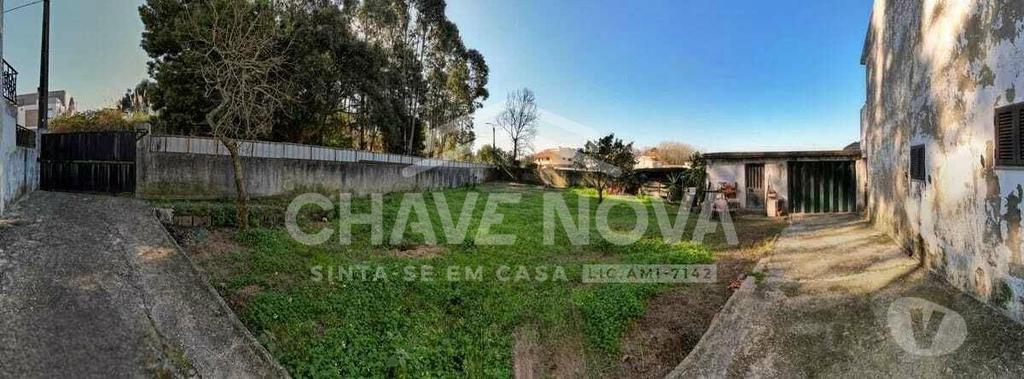 Terrenos Vila Nova de Gaia - Fotos para Terreno para construção já murado e com garagem (MAD 01483)