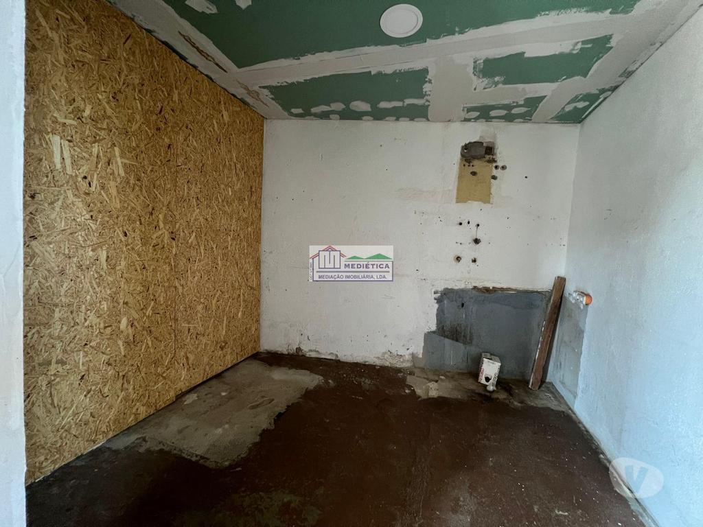 Apartamentos a venda Alfândega da Fé - Fotos para Moradia barata em Valverde (Alfândega da Fé) com amplo
