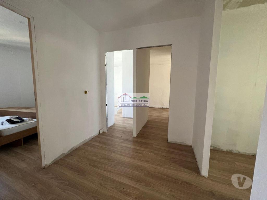 Apartamentos a venda Alfândega da Fé - Fotos para Moradia barata em Valverde (Alfândega da Fé) com amplo