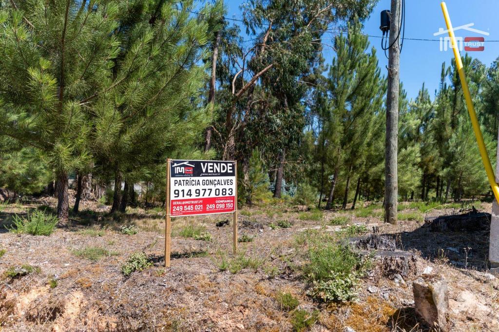 Terrenos Ourém - Fotos para Excelente Terreno com 1560 M2 com possibilidade de construção