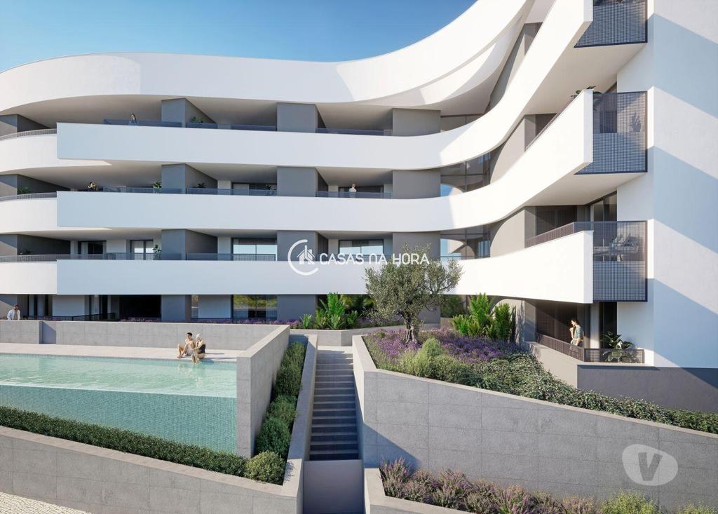 Apartamentos a venda Lagos - Fotos para T2+1 de luxo com piscina, garagens, jardim, sauna e ginásio a