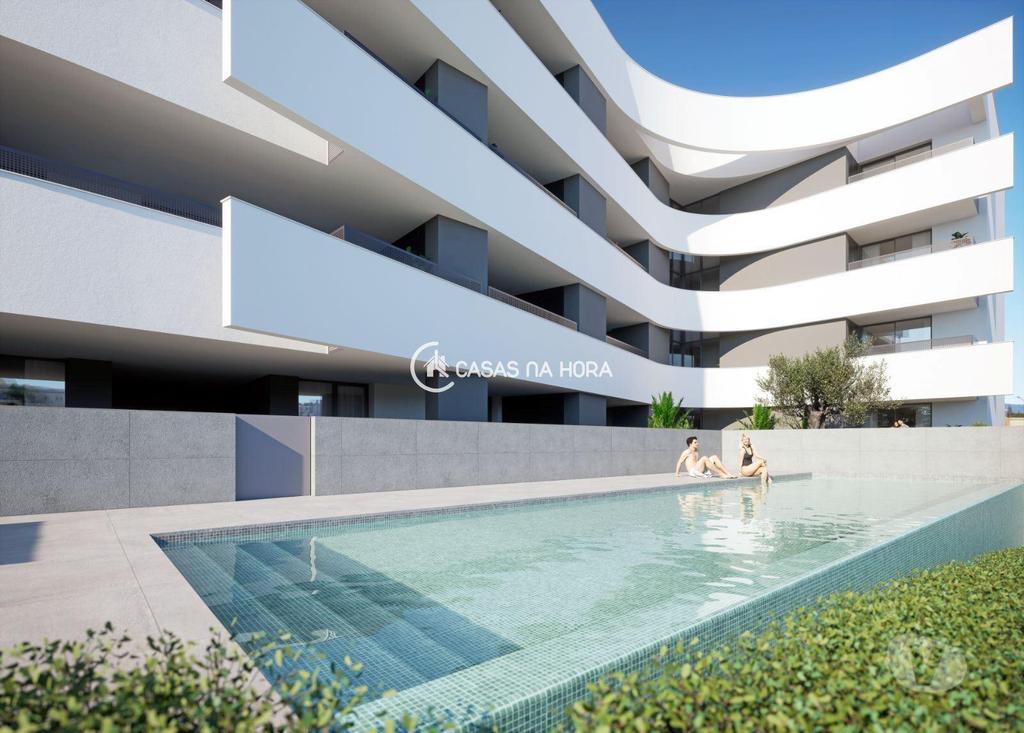 Apartamentos a venda Lagos - Fotos para T2+1 de luxo com piscina, garagens, jardim, sauna e ginásio a