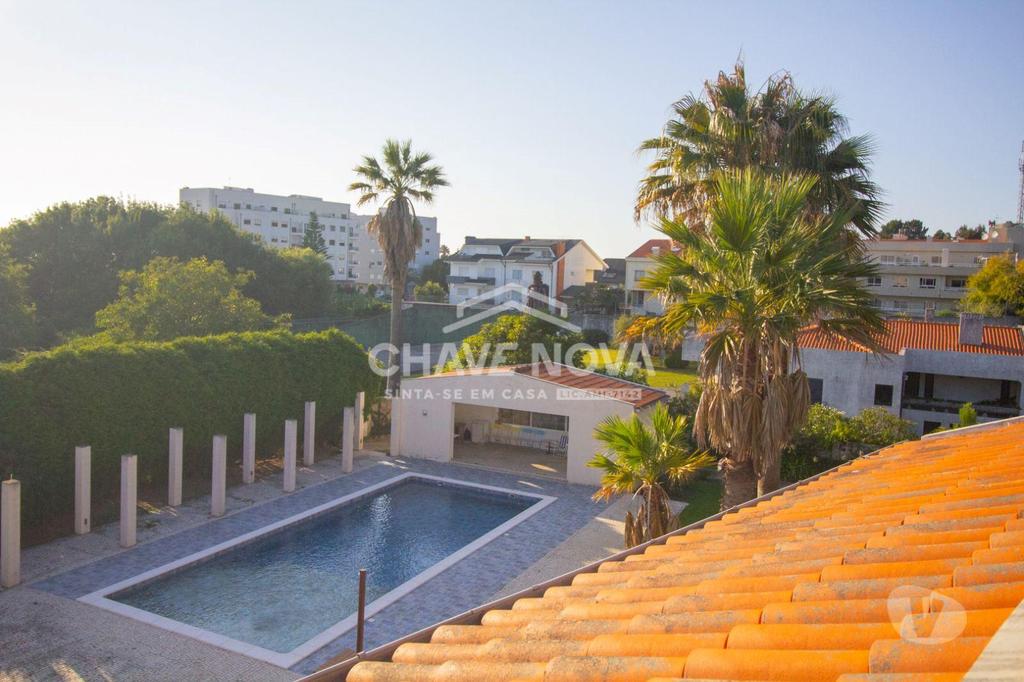 Apartamentos a venda Vila Nova de Gaia - Fotos para Moradia V11 com piscina interior e exterior em Arcozelo.