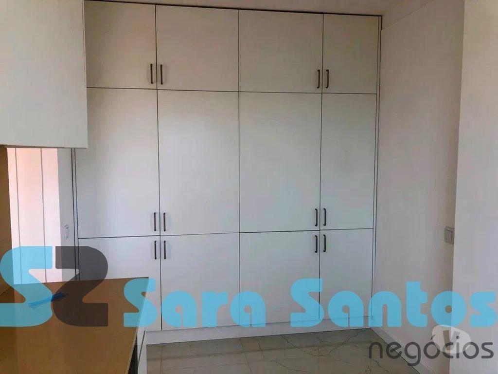 Apartamentos a venda Vila Nova de Gaia - Fotos para T3 Renovado C Cozinha Equipada e garagem, centro Gaia (SS0524)