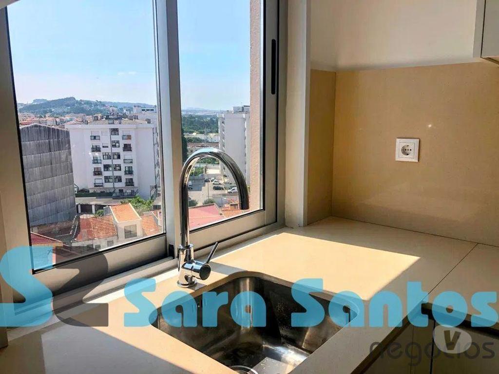 Apartamentos a venda Vila Nova de Gaia - Fotos para T3 Renovado C Cozinha Equipada e garagem, centro Gaia (SS0524)