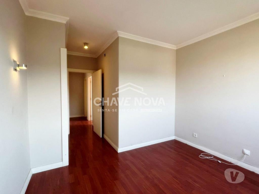 Apartamentos a venda Vila Nova de Gaia - Fotos para Apartamento T2 c Lugar de Garagem + Arrumos na Afurada (Jardins