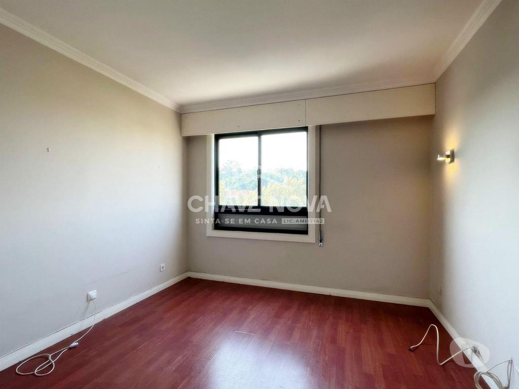 Apartamentos a venda Vila Nova de Gaia - Fotos para Apartamento T2 c Lugar de Garagem + Arrumos na Afurada (Jardins