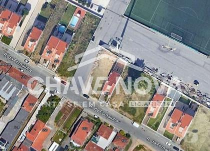Terrenos - Fotos para Terreno Urbano para construção de Moradia de 3 frentes