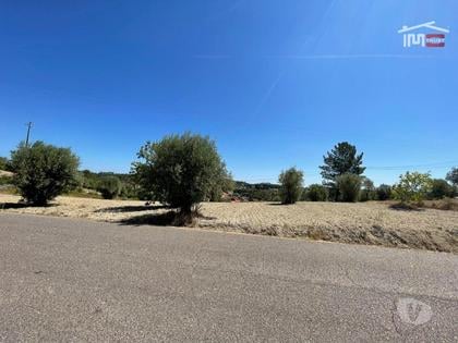 Comprar Loja - Fotos para Terreno Rustico com viabilidade de construção