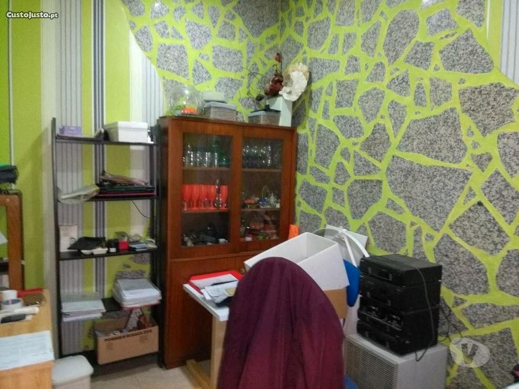 Apartamentos a venda Porto - Fotos para Porto-Moradia 2 andares (04104)