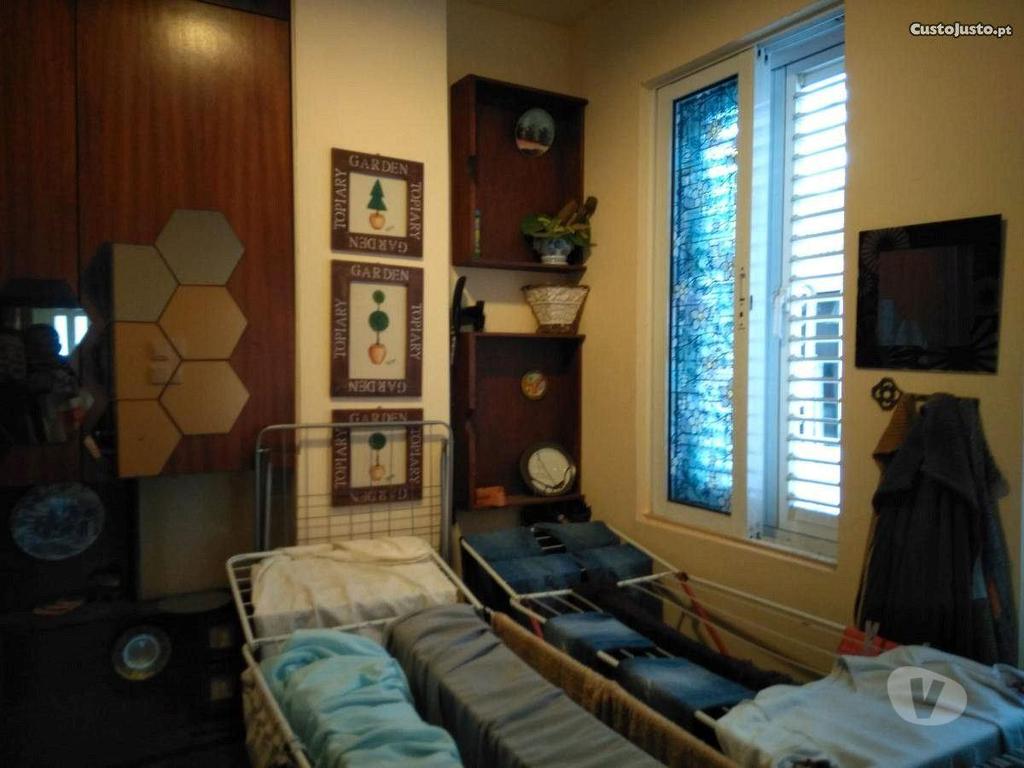 Apartamentos a venda Porto - Fotos para Porto-Moradia 2 andares (04104)