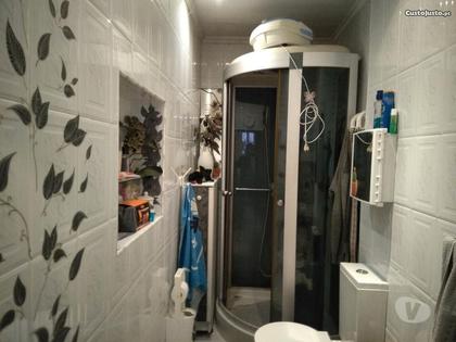 Casas para vender - Fotos para Porto-Moradia 2 andares (04104)
