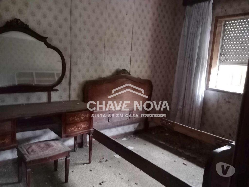 Apartamentos a venda Gondomar - Fotos para CASA COM TERRENO INDEPENDENTE PARA RECONSTRUIR (RT 02381)