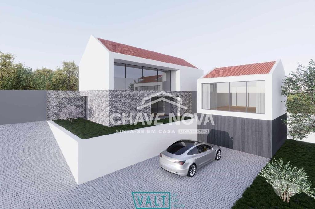 Apartamentos a venda Gondomar - Fotos para CASA COM TERRENO INDEPENDENTE PARA RECONSTRUIR (RT 02381)