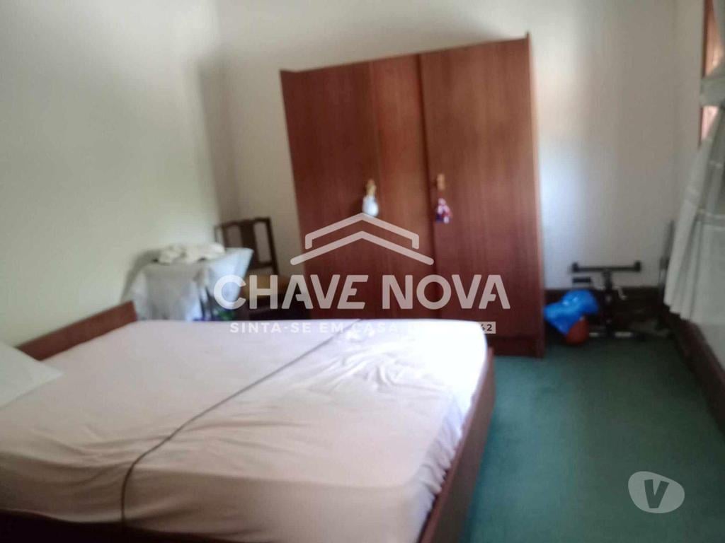 Apartamentos a venda Porto - Fotos para Porto-Casa para recuperar em Campanhã (RT 02382)
